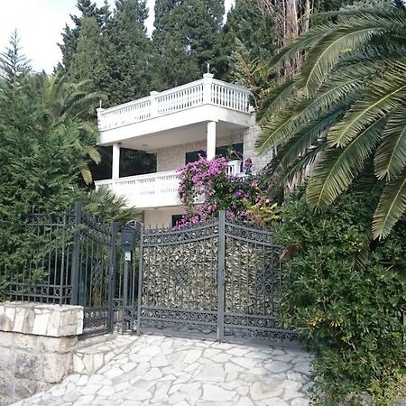Bg Villa, Apartment L 苏托莫雷 外观 照片