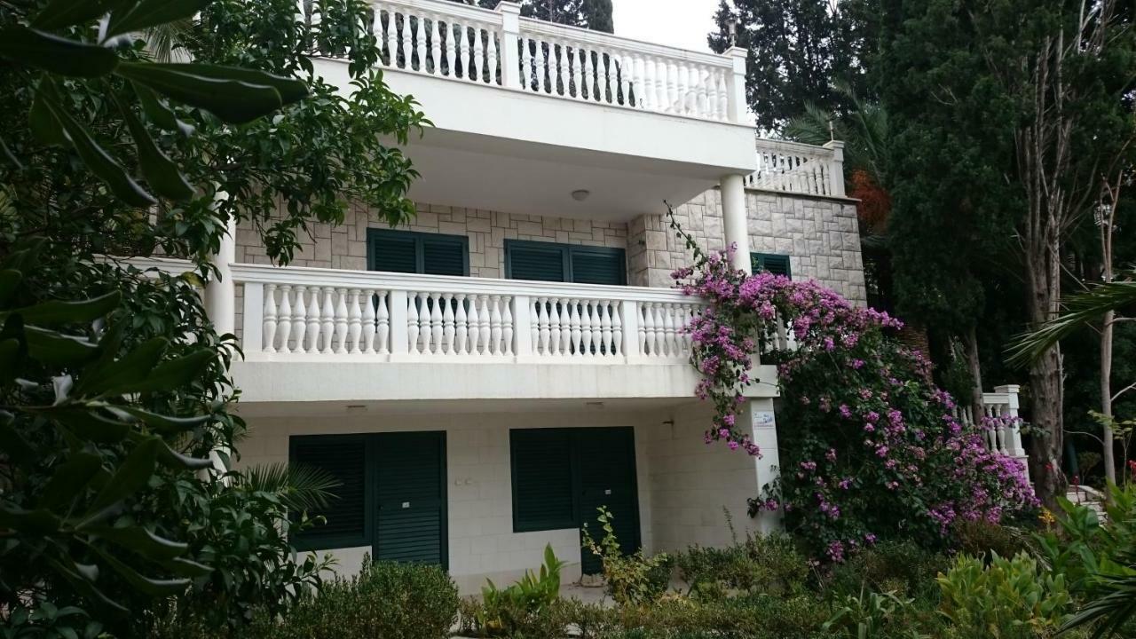 Bg Villa, Apartment L 苏托莫雷 外观 照片